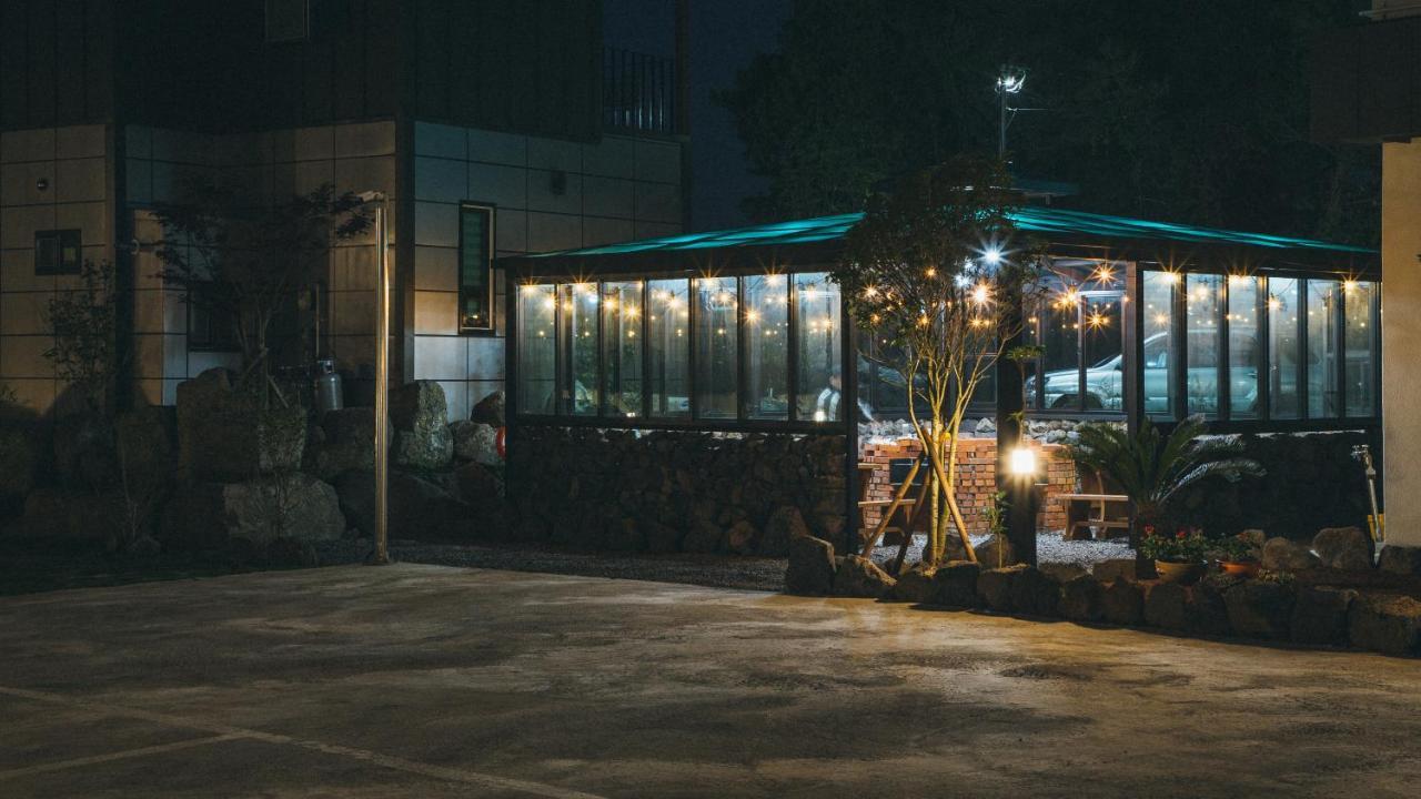 Jeju Abientot Villa Seogwipo Exterior foto
